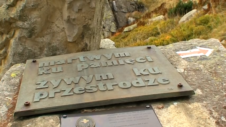 Cmentarz Ludzi Gór w Kotle Łomniczki – film